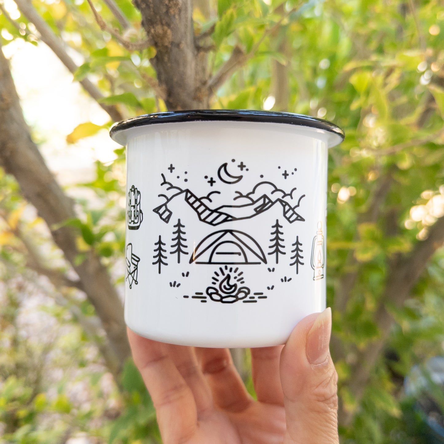 Happy Camper Enamel Cup with Adventure Design, Perfect for Outdoor Lovers, Travel Mugs, Hiking Gear, Campfire Coffee